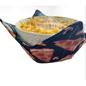 Handmade bowl cozy for hot or cold food